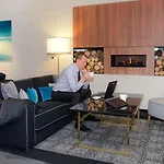 Mercure Centre Port De Plaisance 4*