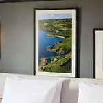 Mercure Centre Port De Plaisance Hotel