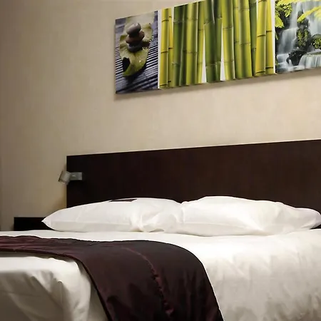 Hotel Mercure Centre Port De Plaisance