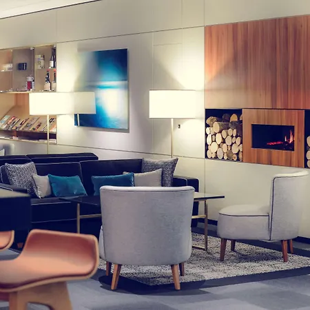 Hotel Mercure Centre Port De Plaisance 4*