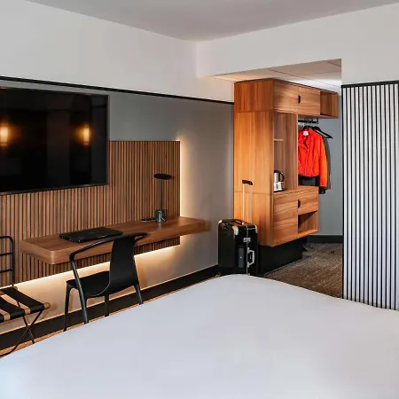 Mercure Centre Port De Plaisance