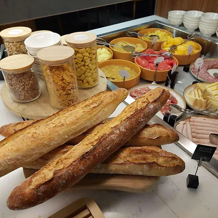 Mercure Centre Port De Plaisance 4* Caen