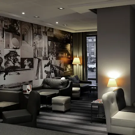 Mercure Centre Port De Plaisance Hotel 4*