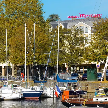 Mercure Centre Port De Plaisance 4* קאין