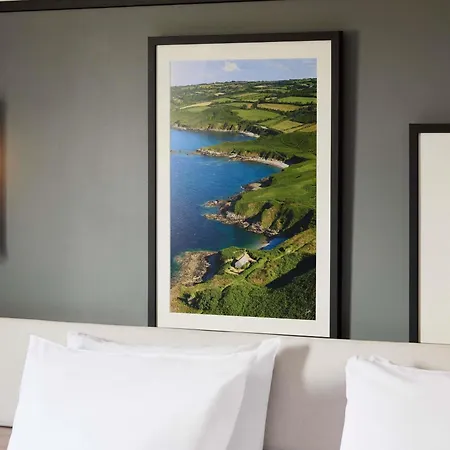 Mercure Centre Port De Plaisance Hotel