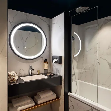 Mercure Centre Port De Plaisance 4* Caen