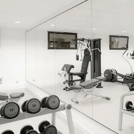 Mercure Centre Port De Plaisance קאין