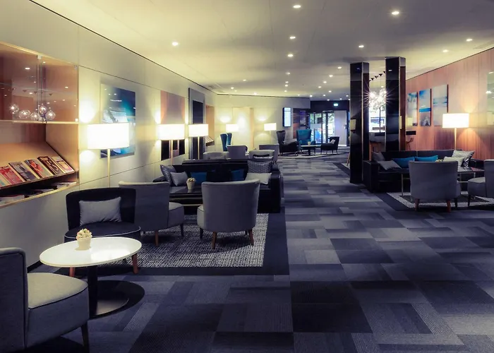 Mercure Centre Port De Plaisance 4*