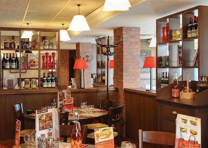 Mercure Centre Port De Plaisance Hotel