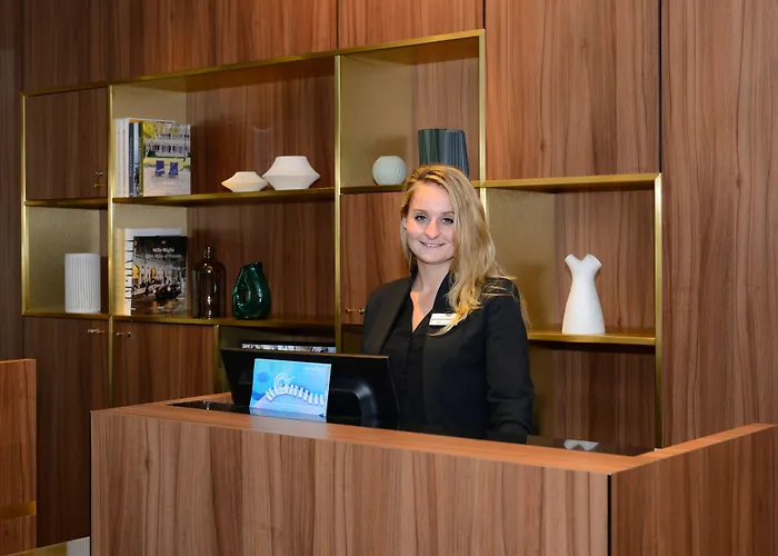 Mercure Centre Port De Plaisance Hotel Caen