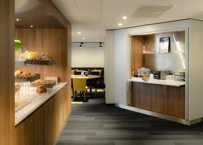 Mercure Centre Port De Plaisance