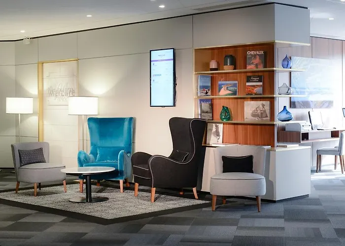 Hotel Mercure Centre Port De Plaisance 4*